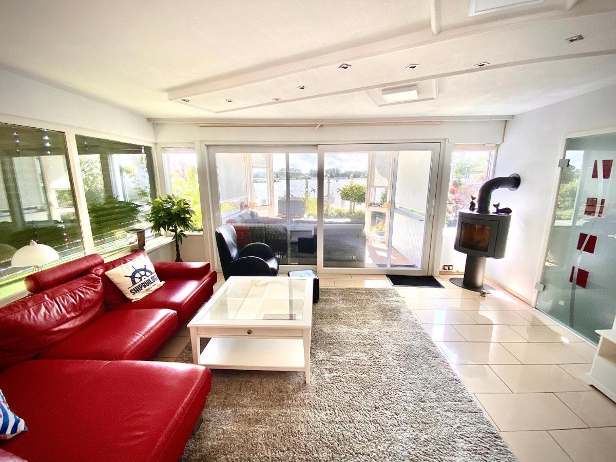 Ferienhaus Mit Wundervollem Seeblick Ferienpark Vislust Ijsselmeer Wervershoof Esterno foto